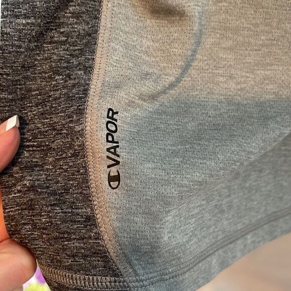 Champion Powertrain Short Sleeve T-shirt. Size XL. - Picture 7 of 9